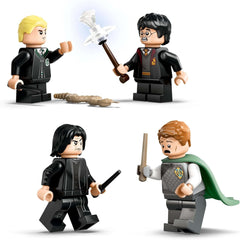 LEGO Harry Potter Castello di Hogwarts: set da costruzione del club dei duellanti con 4 minifigure incl. Draco Malfoy, Gilderoy Lockhart e Severus Snape, set Con funzione Per ragazzi e ragazze da 8 anni in su 76441 Set da costruzione Besuche den LEGO-Store