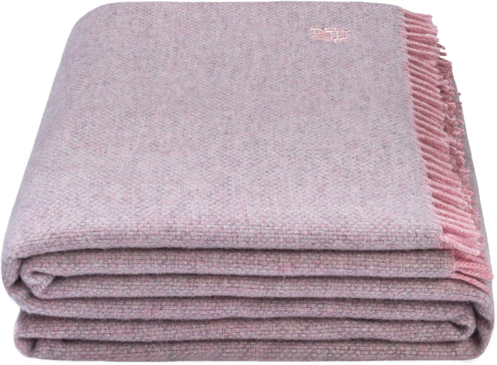 Pătură Must Relax - Pătură din lână - Plaid de înaltă calitate din lână nouă pură cu franjuri - 130X190 Cm - 310 Rose - De la "Zoeppritz since 1828" Paturi si Cuverturi 'zoeppritz since 1828' 310 Trandafir 130X190Cm