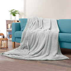 Aqua-Textil Soffice coperta coccolosa 150 X 200 cm Grigio Bianco Melange Coperta TV in peluche Copriletto Sherpa Fleece Oeko-Tex Ottawa Letti e coperte Besuche den aqua-textil-Store