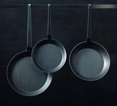 RÖSLE Serie 1888 Padella in Ferro Battuto, Alta Qualità, Bordo Alto per Patatine Fritte Croccanti e Carne Arrosto Rapida, Adatta per Grigliare e Induzione Pentole e Padelle Naty Shop