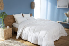 Abeil Couette Attitude Coton Légère 240 X 260 Cm Organic Quilt Attude Lightweight, bumbac, poliester, alb Plapumi si pilote Naty Shop