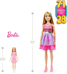 Păpușă Barbie Extra Large (71 cm) - Rochie roz, păr blond cu agrafă și colier, cadou pentru copii cu vârsta de 3 ani și peste, HJY02