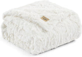 UGG Adalee 10483 Coperta in morbida pelliccia sintetica, reversibile, lussuosa, accogliente, soffice, soffice, stile hotel, Boho, decorazione per la casa, morbida, lussuosa, comoda coperta per divano, 178 x 127 cm, letti e coperte UGG Avorio