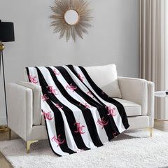 Coperta in peluche Juicy Couture Cabana, 127,7 x 178,8 cm, lussuosa coperta in peluche in microfibra per il massimo comfort e calore accogliente Juicy Couture Beds and Blankets Nero 50"X70"
