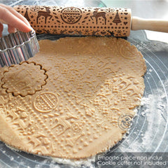 Scrap Cooking Teigrolle aus Holz "Xmas" mit weihnachtlichen Motiven – Prägerolle mit gepfragten Verzierungen für Kekse – Decorativo Zubehör – 5242