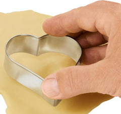 Formă de tăiat biscuiți originală Kaiser 2300612867, pentru decuparea fursecurilor, biscuiților, fondantului, tablei de oțel, argintii