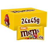 M&M's Confezione sfusa di cioccolato alle arachidi 24 x 45 g di lenticchie al cioccolato aromatizzate alle arachidi regalo al cioccolato (1080 g) ideali come dolcetto a tema calcistico