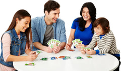 Mattel Games Skip-BO, Gioco di carte per famiglie, Perfetto come gioco per bambini, Gioco da viaggio o Gioco per adulti, Gioco da tavolo, per 2-6 giocatori, dai 7 anni in su, 52370