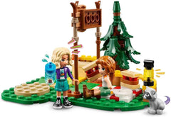 LEGO Friends Tiro con l'arco al campo avventura Giocattolo costruibile per bambini con arco e freccia, 2 personaggi e un lavandino, per ragazze e ragazzi dai 6 anni in su 42622 Set da costruzione Besuche den LEGO-Store