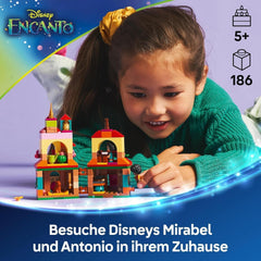 Mini casa dell'Encanto LEGO® Disney, giocattolo costruibile per ragazze dai 5 anni, giocattolo fantasy e set da costruzione con le mini bambole Mirabel e Antonio, un capibara e la chiave 43261 Set da costruzione Besuche den LEGO-Store