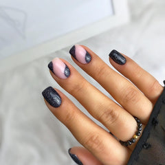 Smalto UV Semilac 394 Sparkling Midnight Date 7 ml - Cielo notturno scuro con effetto glitter - Collezione Love Is In The Nails