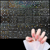 3D Nagelsticker Aurora 30 Blatt Gold Nail Art Sticker Selbstklebend Nagelaufkleber Holografisches Stern Herz Dekoration Nageldesign Zubehör