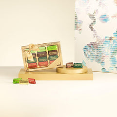 Venchi, Confezione regalo dorata con cioccolatini Gianduiotti assortiti, 110 grammi Cioccolatini Naty Shop