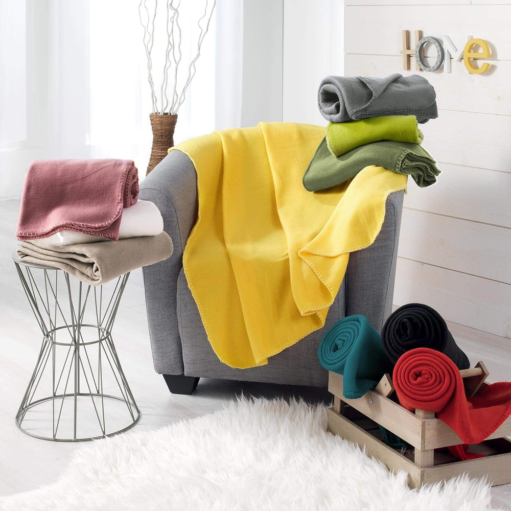 Douceur D'Intérieur, coperta in pile Milou rosa antico, 125 X 150 cm Douceur d'Intérieur Letti e coperte