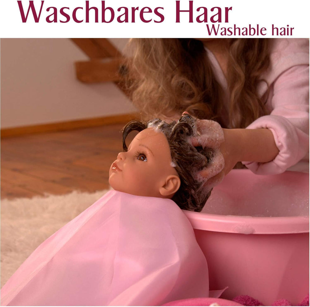 Götz 2027100 Păpușa Maxy Muffin Fashionisto – Păpușă bebeluș de 42 cm cu ochi căprui adormiți, păr șaten și corp moale – Păpușă cu corp moale într-un set de 8 piese