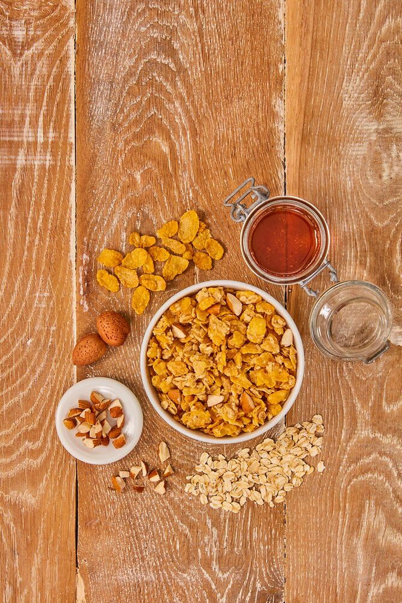 Dr. Oetker Vitalis Crunchy Flakes: muesli croccante con corn flakes e pezzetti di mandorle, confezione da 5 (5 x 600 g)