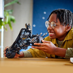 LEGO DC Batman: Mattoncini da costruzione Batman con Batpod, giocattolo del film di supereroi, set di giochi di avventure per bambini, regalo per ragazzi e ragazze 76273 Set da costruzione Acquista il negozio LEGO