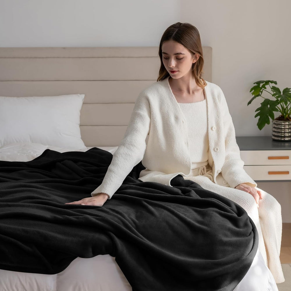 Coperta accogliente soffice coperta in pile 130 x 150 cm Coperte da letto Coperta da divano Grandi coperte morbide e copridivano per adulti Copridivano caldi lavabili in lavatrice Letti e coperte nere Good Nite