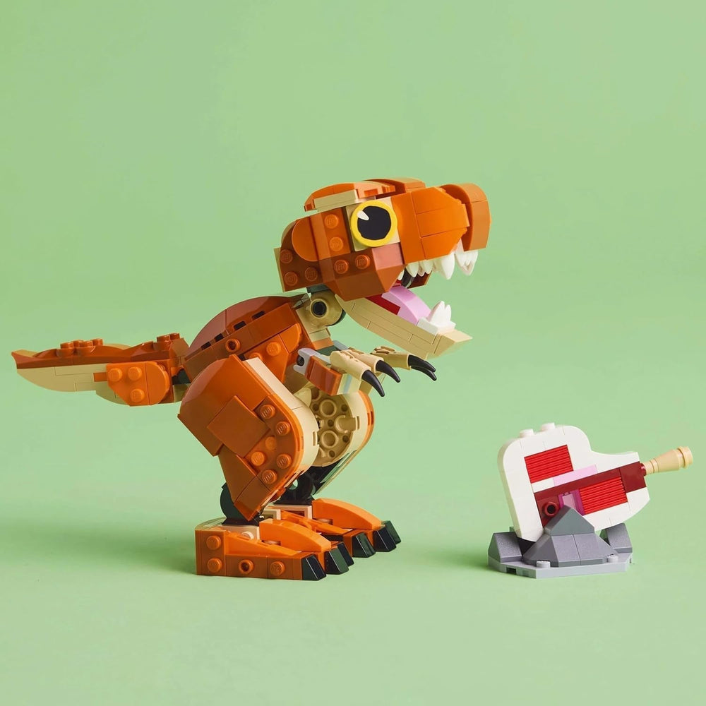 LEGO Jurassic World Little Eatie: T.Rex Giocattolo da costruzione per ragazzi e ragazze Set da costruzione dinosauro di 7 anni Modello regalo per bambini con bocca, testa e coda mobili 76967 Set da costruzione Besuche den LEGO-Store