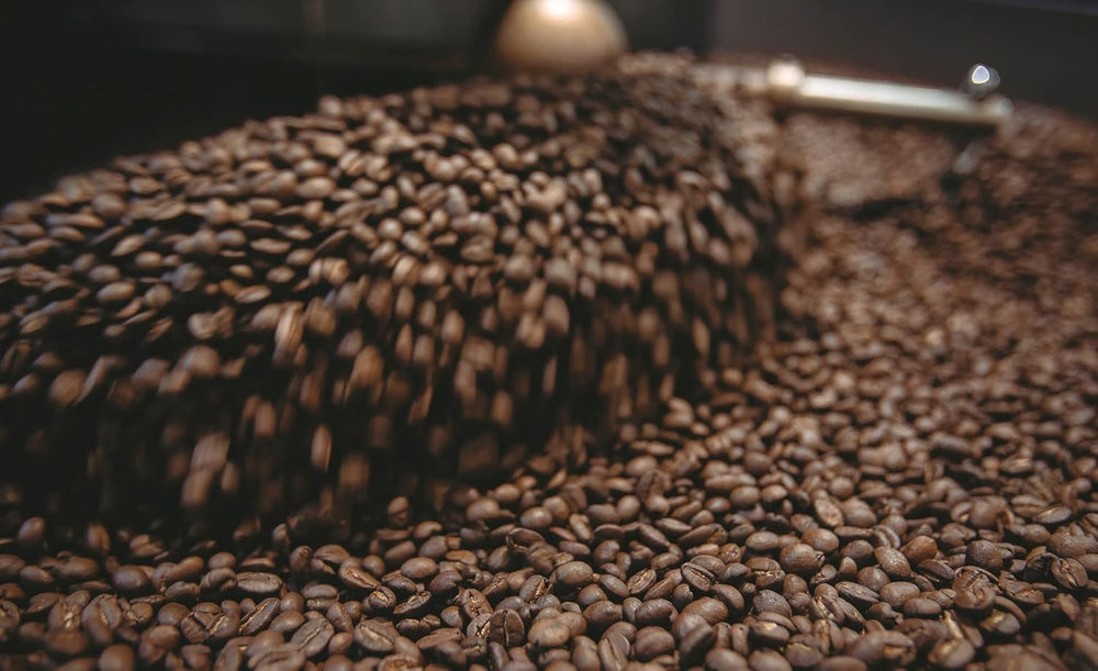 Espresso Napoletano BLACK OF NAPLES - extrem de intens și cremos - aciditate foarte scăzută - boabe întregi 100% Robusta 500g