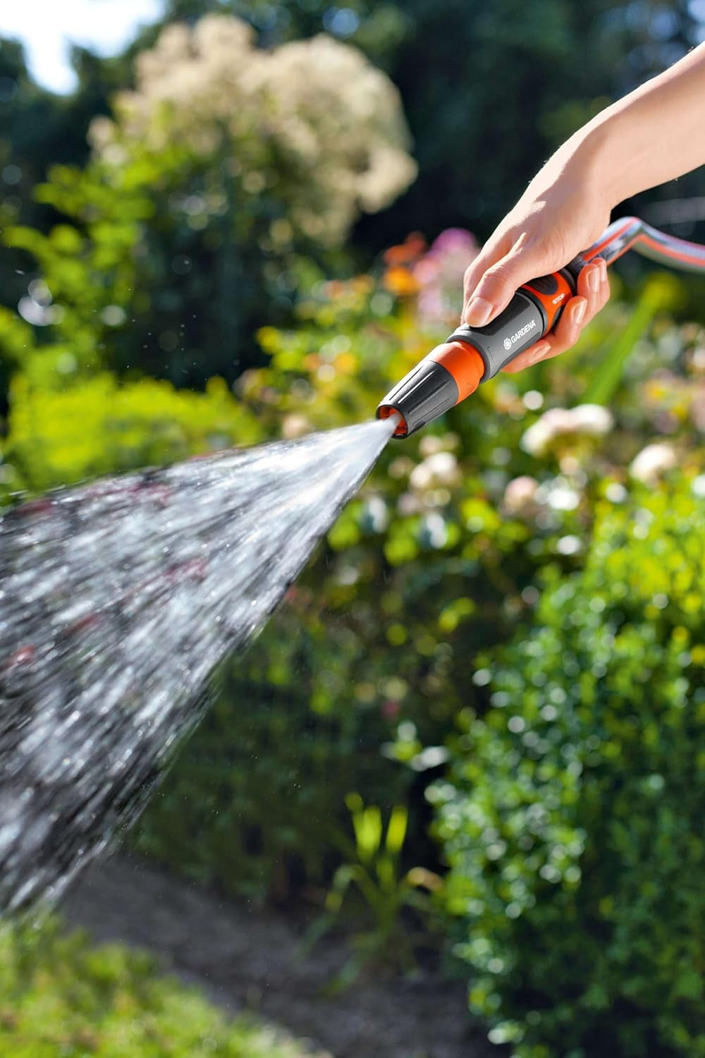 Set de pulverizare Gardena pentru furtunuri de 13 mm (1/2 inch) și 15 mm (5/8 inch): Set de pulverizare de curățare cu Aquastop pentru schimbarea rapidă a conexiunilor (18288-20)