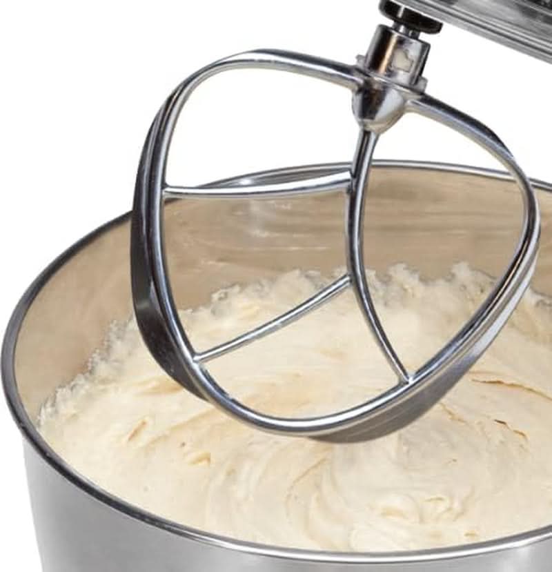 Bomann KM 398 CB Küchenmaschine, 8 Geschwindigkeitsstufen (0/1/2/3/4/5/6 + Puls), 6,3 litri Edelstahlschüssel per max. 3–3,5 Kg Teigzubereitung, 1200 Watt, Rot Madre e bambino Naty Shop