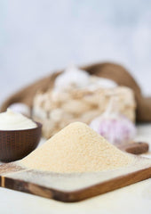 Fuchs Gewürze - Aglio granulato - würzig-zwiebliger Geschmack für Tzatziki, Knoblauchbutter oder Gemüsegerichte - ingredienti naturali - 85 g in wiederverwendbarer, recyclebarer Dose