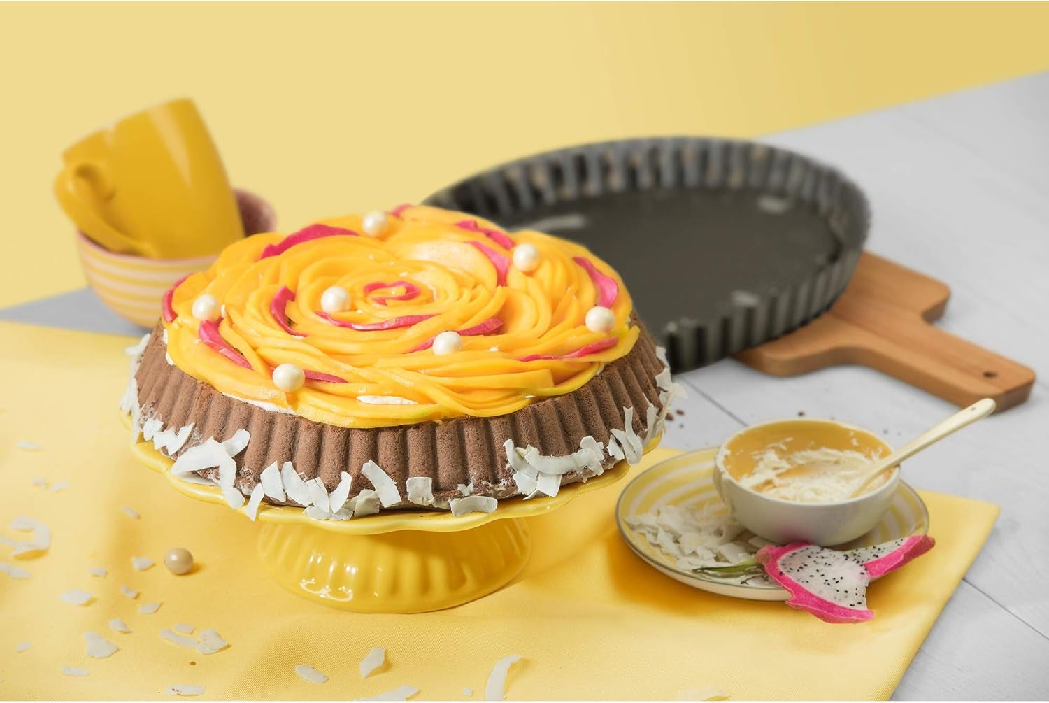 ORIGINAL KAISER Classic Obstbodenform 28 Cm, Obstkuchenform, Gleichmäßige Bräunung & Classic Mini Torteletts 6 Stück, Tartelette Förmchen 10 Cm, Tarteform Klein, Tortelettförmchen Antihaftbeschichte Stampi e vassoi Naty Shop