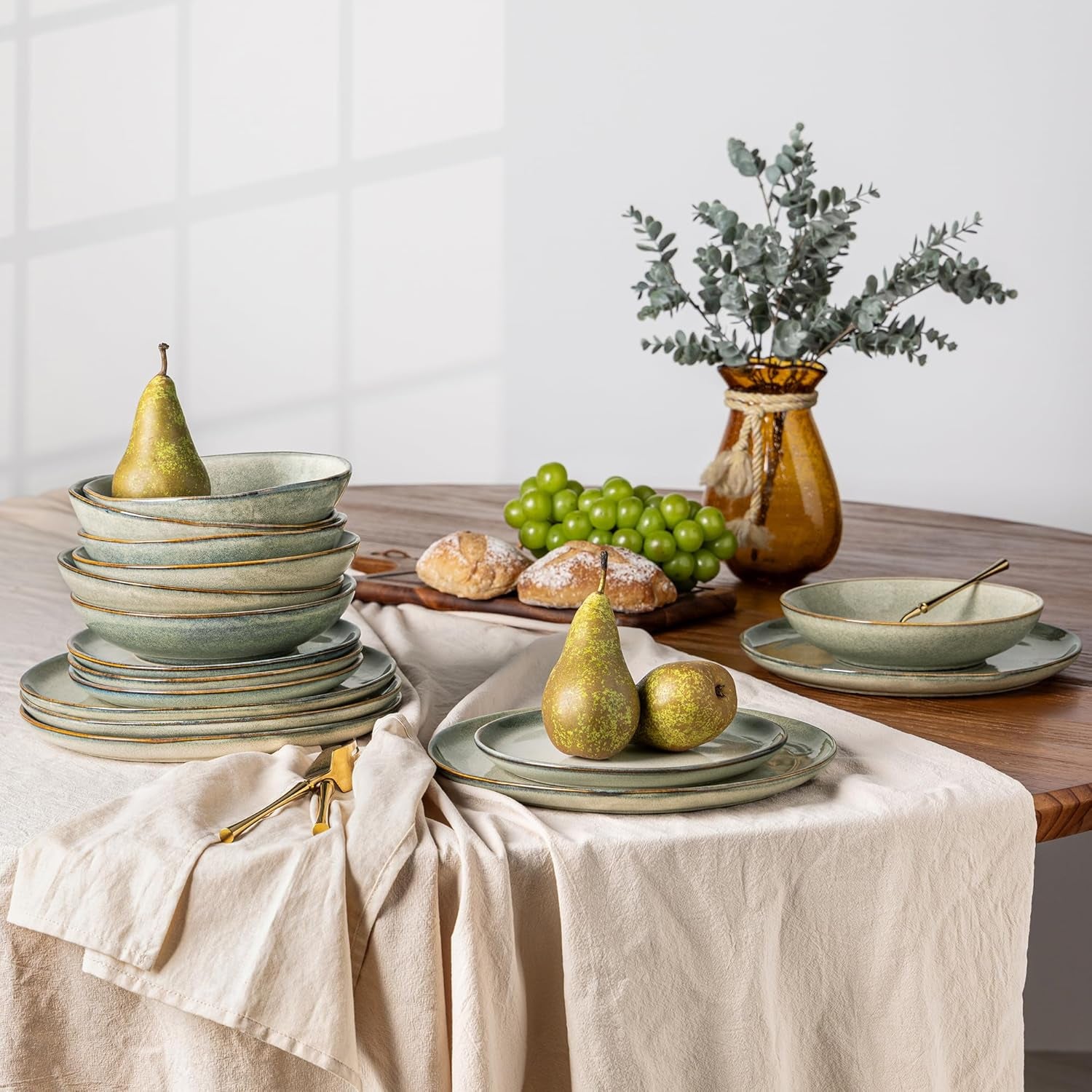 Set de veselă GBhome din gresie pentru 6 persoane, 24 de piese, glazură reactivă, lucrat manual, potrivit pentru cuptorul cu microunde și mașina de spălat vase, set de boluri și farfurii, Desret Sage, GDW007GY-24P-EU