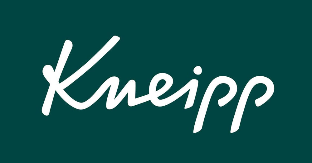 Kneipp Naturkind, additivo per il bagno con prezioso olio di semi d'uva e avocado - buccia galleggiante al gusto di melone per un magico divertimento nel bagno - 1 pz. Naty Shop Doccia e vasca