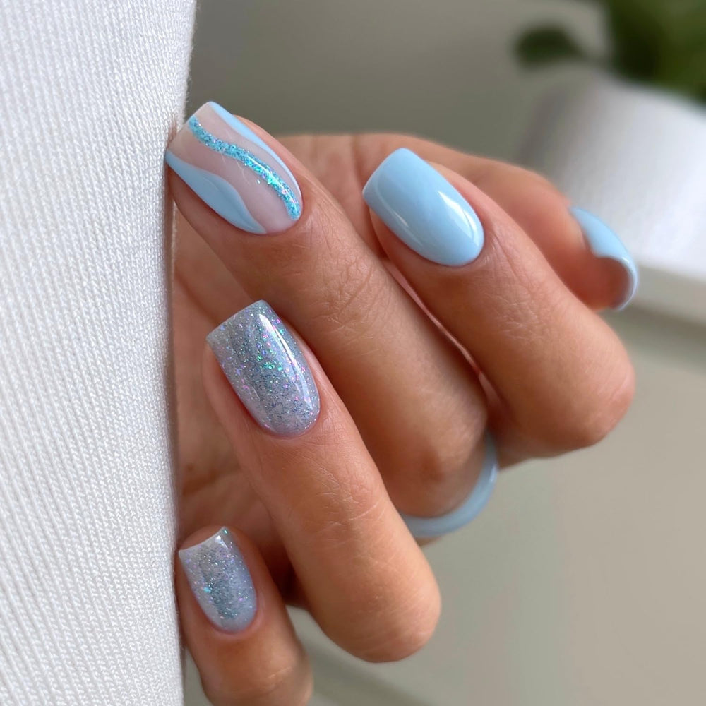 Smalto UV Semilac Hybrid 240 Icy Waterfall 7ml, collezione Seaqueen