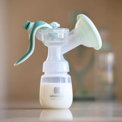 Tiralatte Kikkaboo ELSIE, manuale con 2 modalità, potenza di aspirazione regolabile, coppa in morbido silicone Accessori Alimentazione e Allattamento Bebe Naty Shop