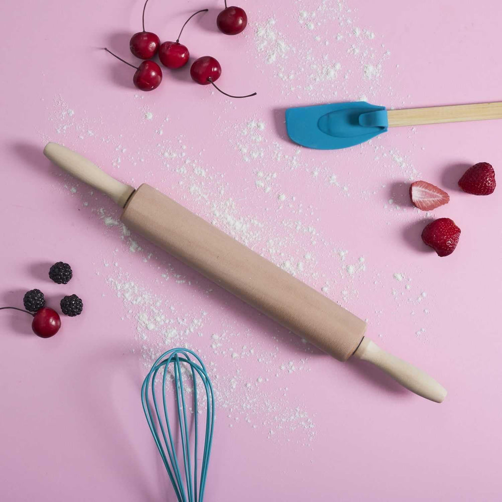 , KP5715, Mattarello in legno, ergonomico e facile da pulire, ideale per stendere impasti e biscotti, dimensioni 44,5 cm, colore marrone