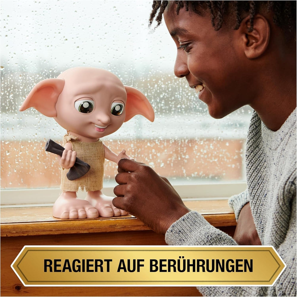 Wizarding World Harry Potter - Bambola interattiva Dobby House Elf con oltre 30 suoni, frasi e movimenti, tedesco-italiano, giocattolo per 6 anni, Fan Article Dolls Naty Shop