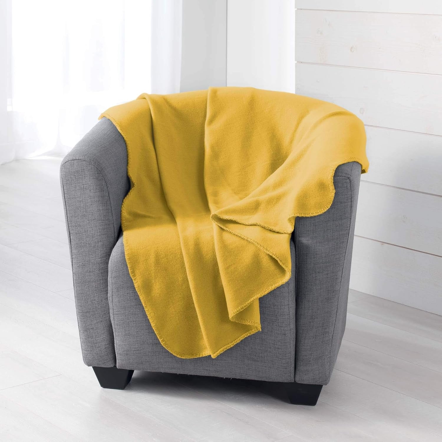 Douceur D'Intérieur, coperta in pile Milou rosa antico, 125 X 150 Cm Letti e coperte Douceur d'Intérieur Giallo 125 X 150 Cm