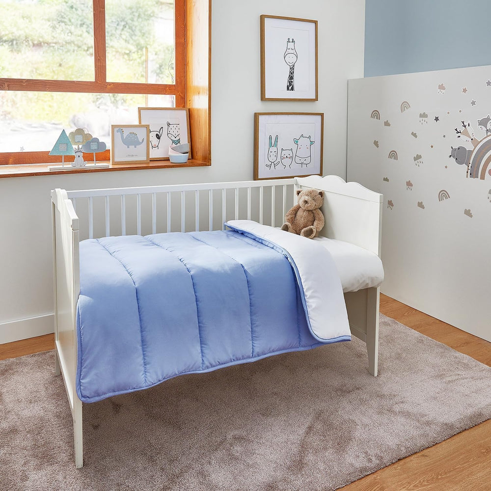 Pikolin Home - Piumino reversibile 300 G - Imbottitura nordica bicolore - Per lettino 60 - Imbottitura in piuma, calda, traspirante, blu/bianco, 100 X 120 cm Trapunte e trapunte Naty Shop