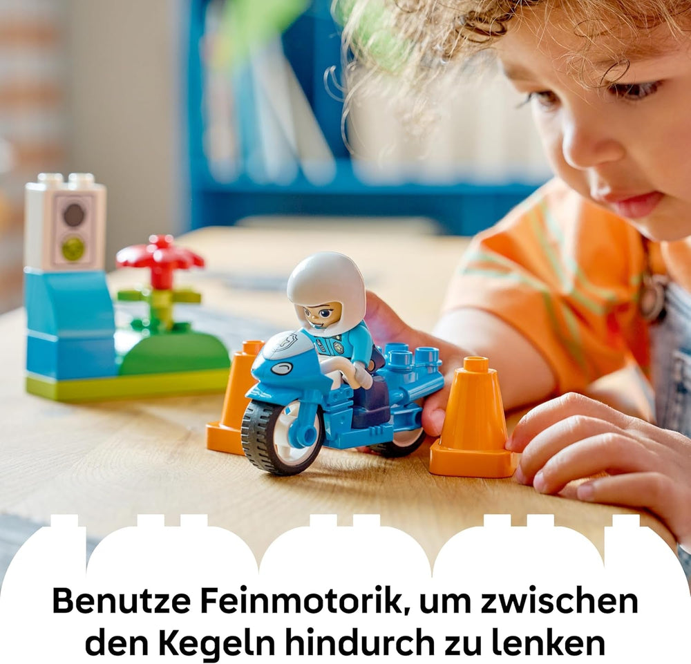 LEGO DUPLO Blaues Polizeimotorrad - Lernspielzeug zur Förderung der Motorik für Kleinkinder - inkl. Motorrad, Polizisten Figur und Verkehrsampel - Geschenk für Jungen und Mädchen ab 2 Jahren - 10471