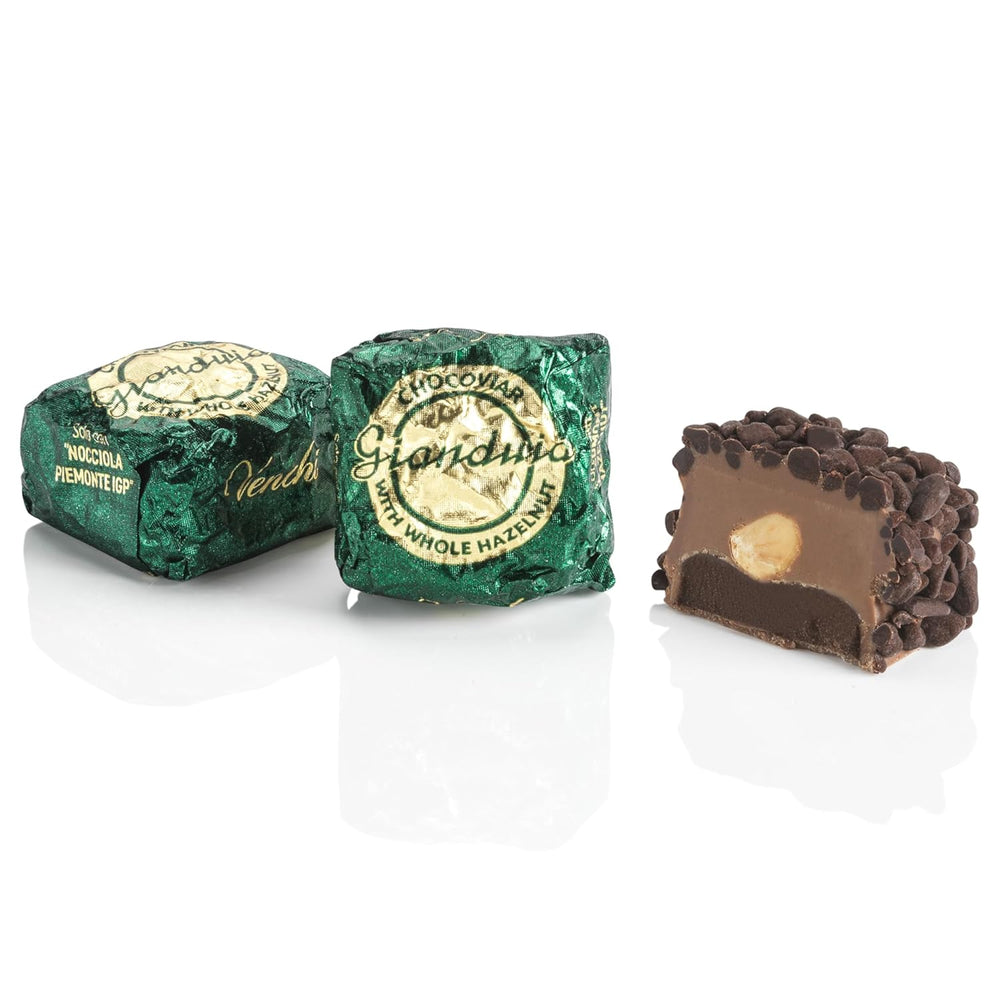 Venchi – Chocoviar Gianduia, praline in sacchetto da 1 kg, cioccolato Gianduia prodotto esclusivamente con “Nocciole di bosco Piemonte”, senza glutine, senza coloranti artificiali e senza conservanti