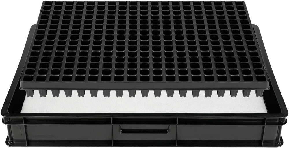 Sistema di propagazione GW-285 composto da vassoio per acqua professionale GW657, tappetino capillare abbinato (assorbimento d'acqua 3 litri per mq) e vassoio per vasi con 285 vasi (23x23 mm, altezza 54 mm) in formato Euro (600x400 mm)