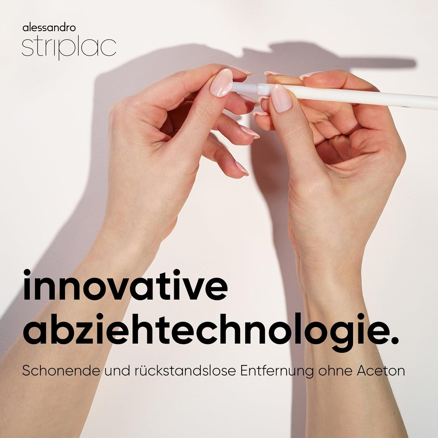 alessandro Striplac UV Top Coat Shimmer - Unghie brillanti e resistenti ai graffi fino a 15 giorni - Può essere utilizzato con o senza tinta - Tecnologia di rimozione delicata - Vegan - Argento, Trasparente, 6,5 ml