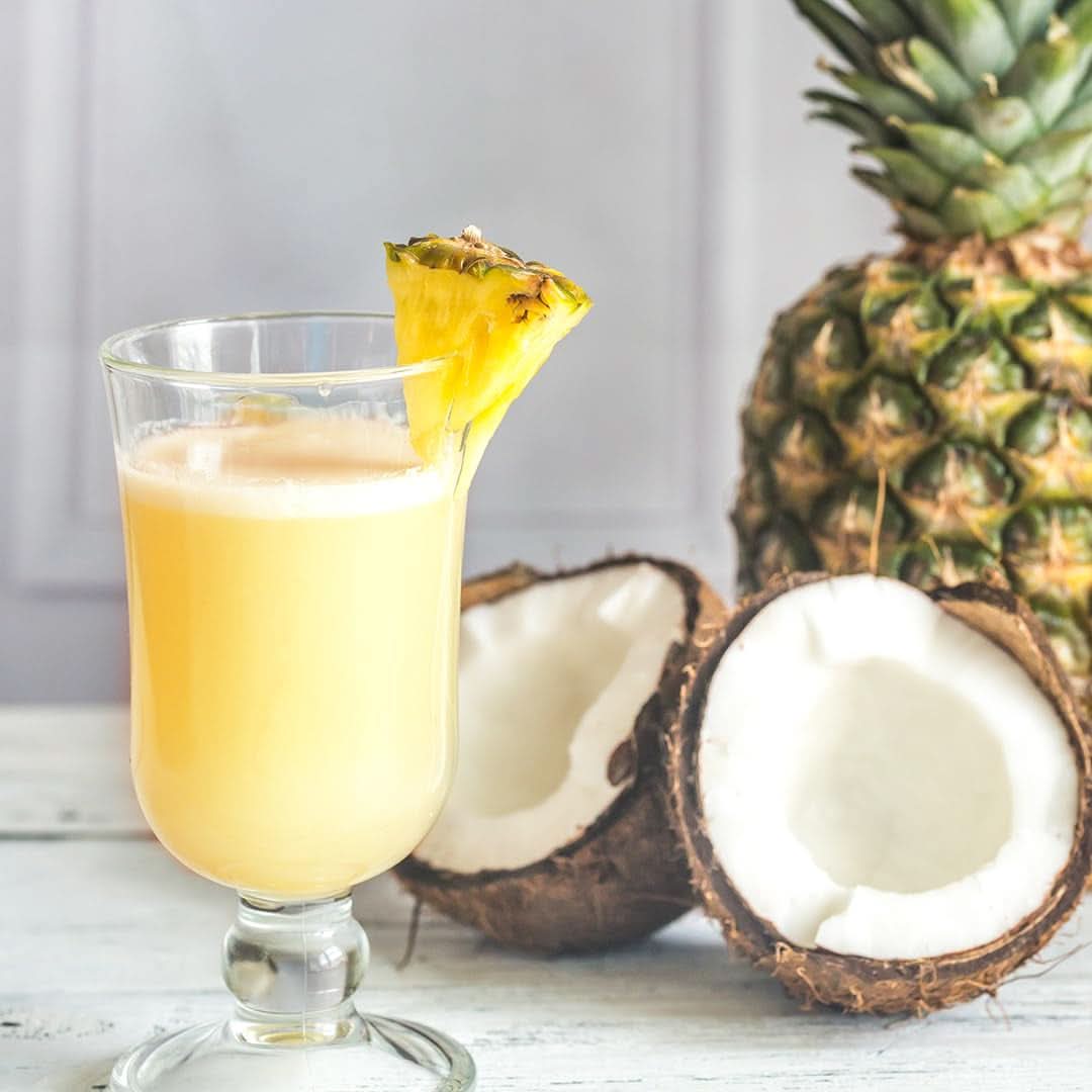 Rauch Happy Day Cocco-Ananas | Un viaggio ai Caraibi | Succo di frutta di ananas e acqua di cocco | 6 x 1 litro, Tetra Prisma Bevande analcoliche Naty Shop