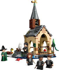 LEGO Harry Potter Hogwarts Castle Boathouse Model de jucărie pentru copii, include 2 bărci construibile și 5 mini figurine, cadou pentru fete, băieți și toți fanii de la 8 ani 76426 Seturi de constructie Besuche den LEGO-Store