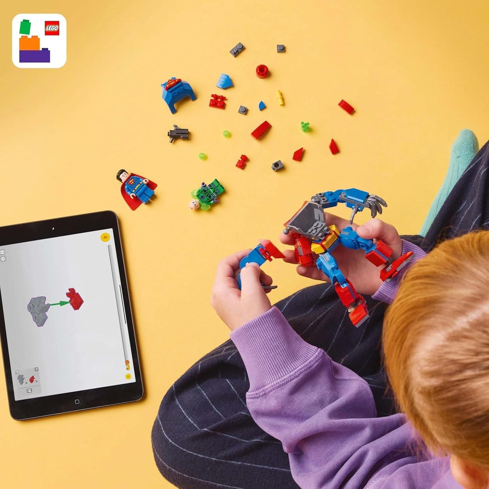 LEGO DC Superman Mech vs. Lex Luthor - Giocattolo da supereroe con 2 minifigure - Action figure costruibile con braccia, gambe e dita mobili - Regalo per ragazzi e ragazze dai 6 anni in su 76302 Set da costruzione Besuche den LEGO-Store