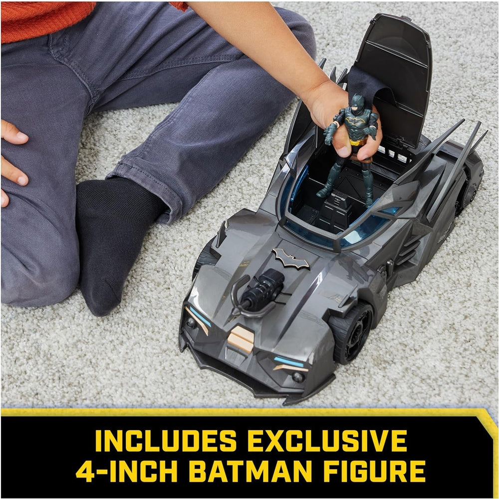 Batmobile fuoristrada Batman DC Comics con catapulta con gancio e cella a griglia sul retro, incluso personaggio Batman da 10 cm per fan dei supereroi dai 4 anni in su Action Figure Naty Shop