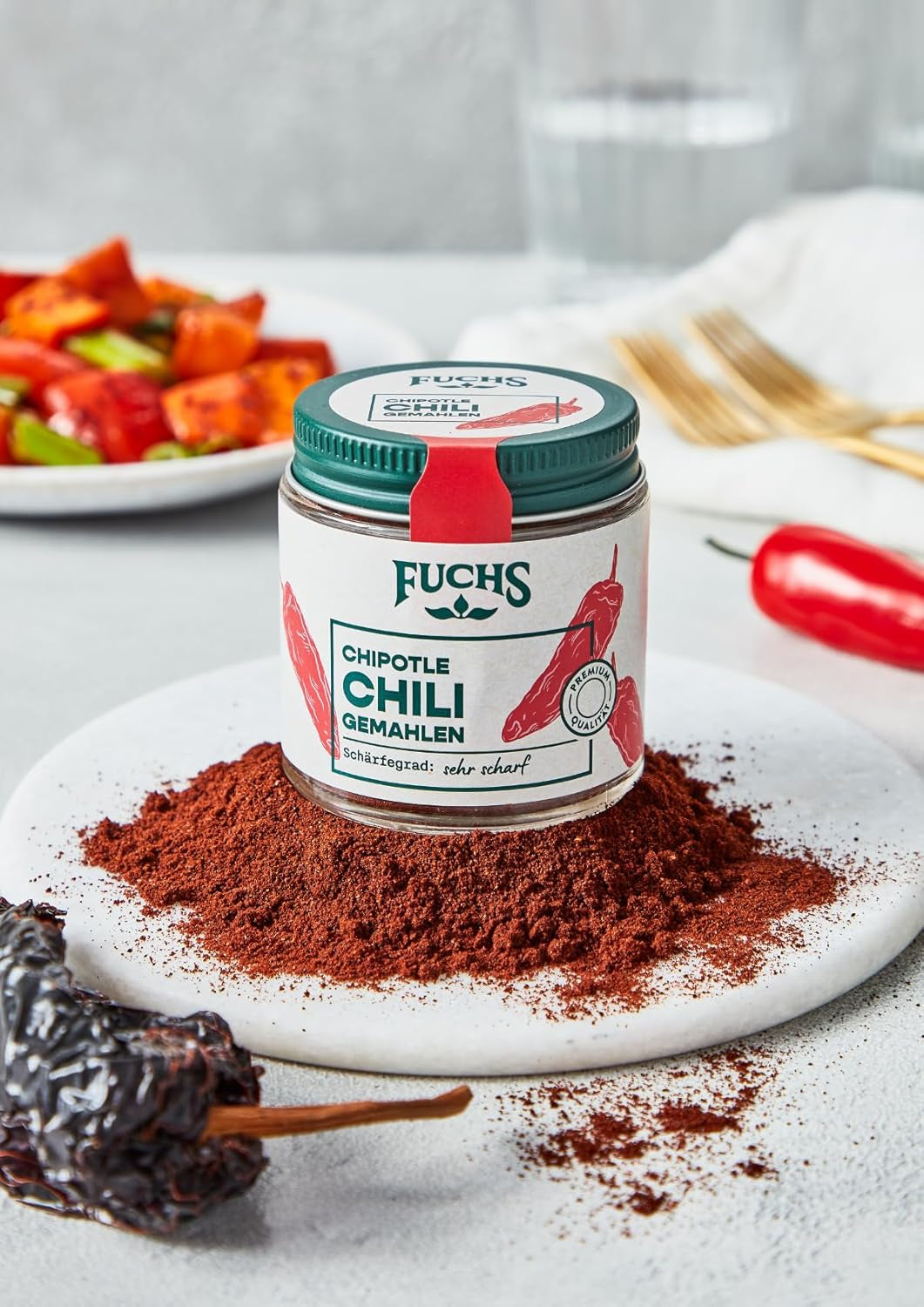 Fuchs Gewürze - Chipotle Chili gemahlen | Rauchiges Chilipulver | Peperoncino in polvere di qualità Premium 50 g im wiederverschließbaren Gewürzglas