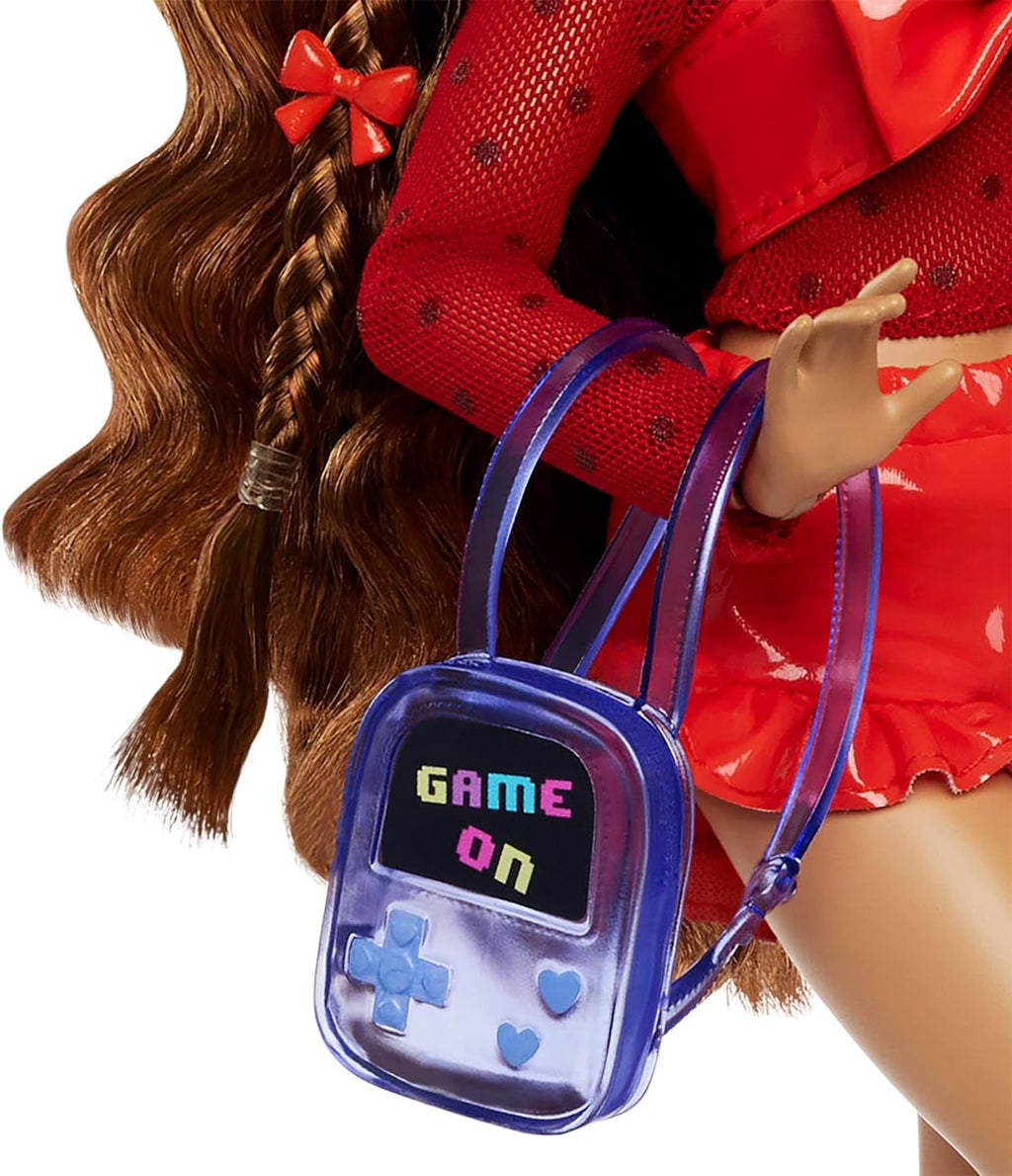 Păpușă Barbie Dream Besties și accesorii, păpușă de modă Teresa mobilă cu păr castaniu și agrafe de păr, 10 bucăți temă jocuri video, HYC23 Papusi Naty Shop