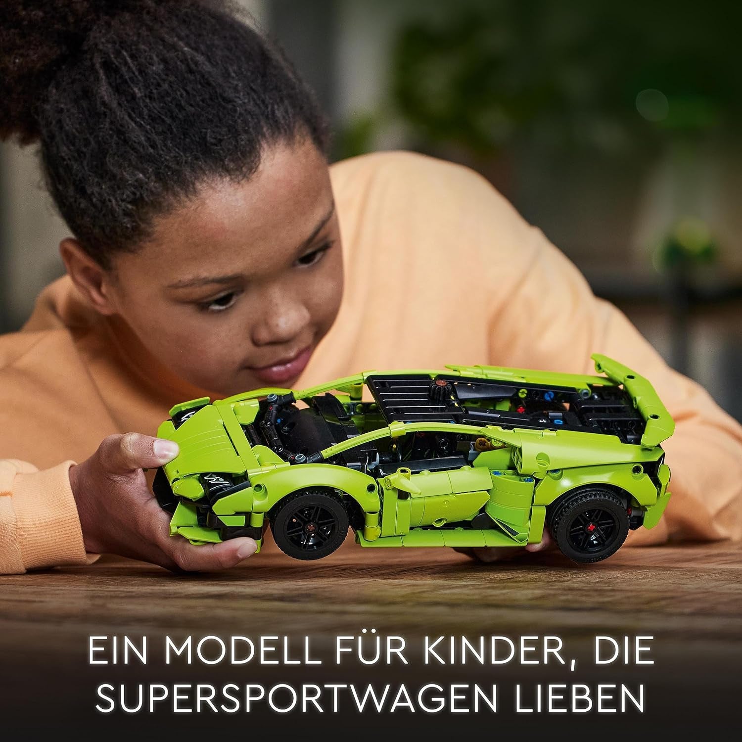 LEGO 42161 Technic Lamborghini Huracán Tecnica Kit modello di auto giocattolo Set di costruzioni per auto da corsa per bambini Ragazzi Ragazze Collezione di appassionati di sport motoristici Set di costruzioni regalo Acquista al negozio LEGO