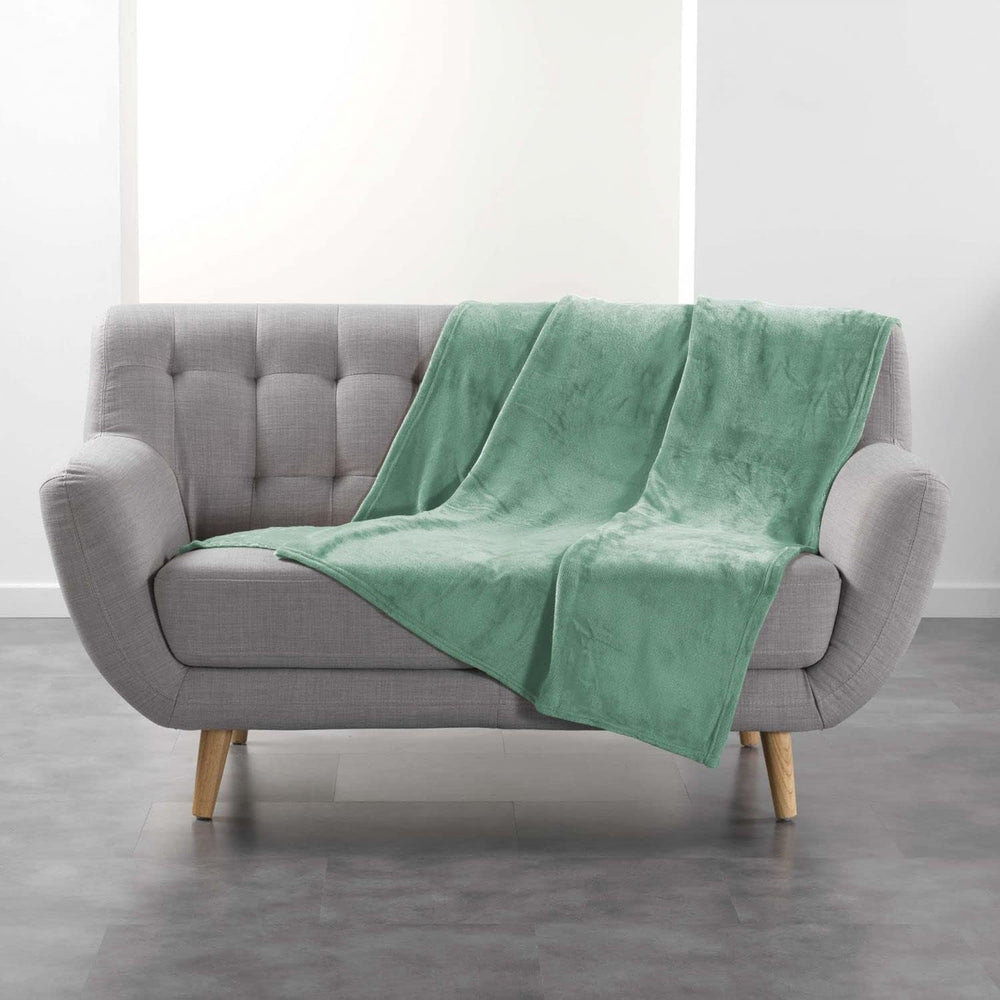 Douceur D'Intérieur, coperta in flanella, 125 X 150 Cm, salvia, flanella Piumini e trapunte Naty Shop