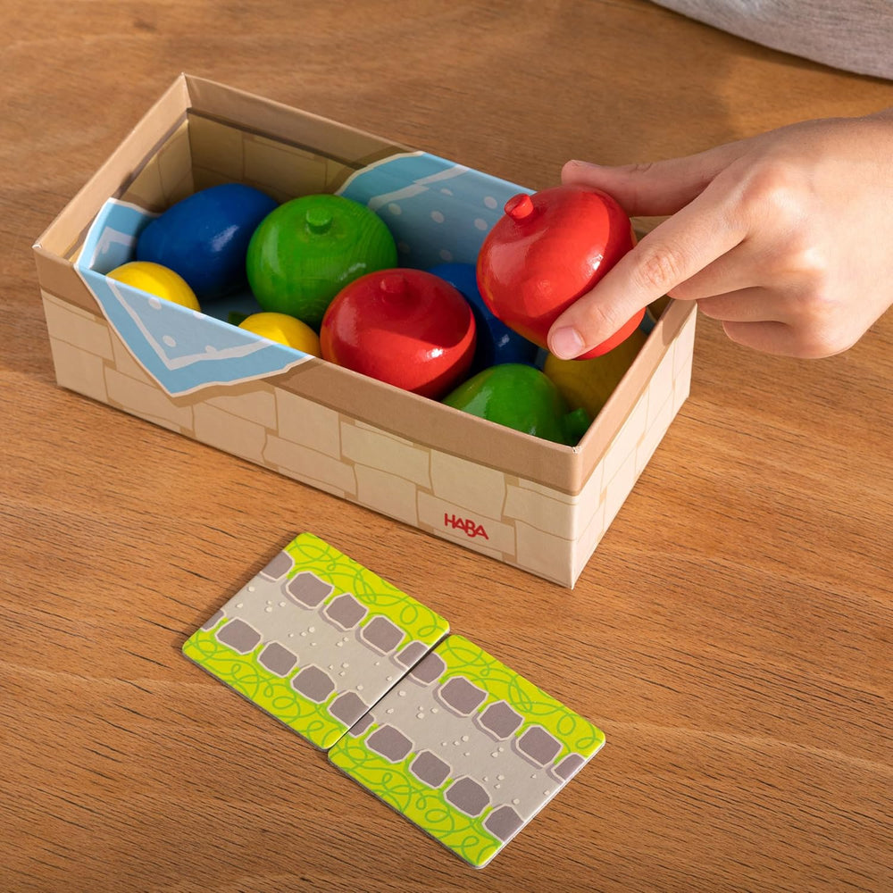 HABA First Orchard – I miei primi giochi: gioco da tavolo e per famiglie su colori e forme, Classico giocattolo in legno per bambini a partire da 2 anni – 1004655001