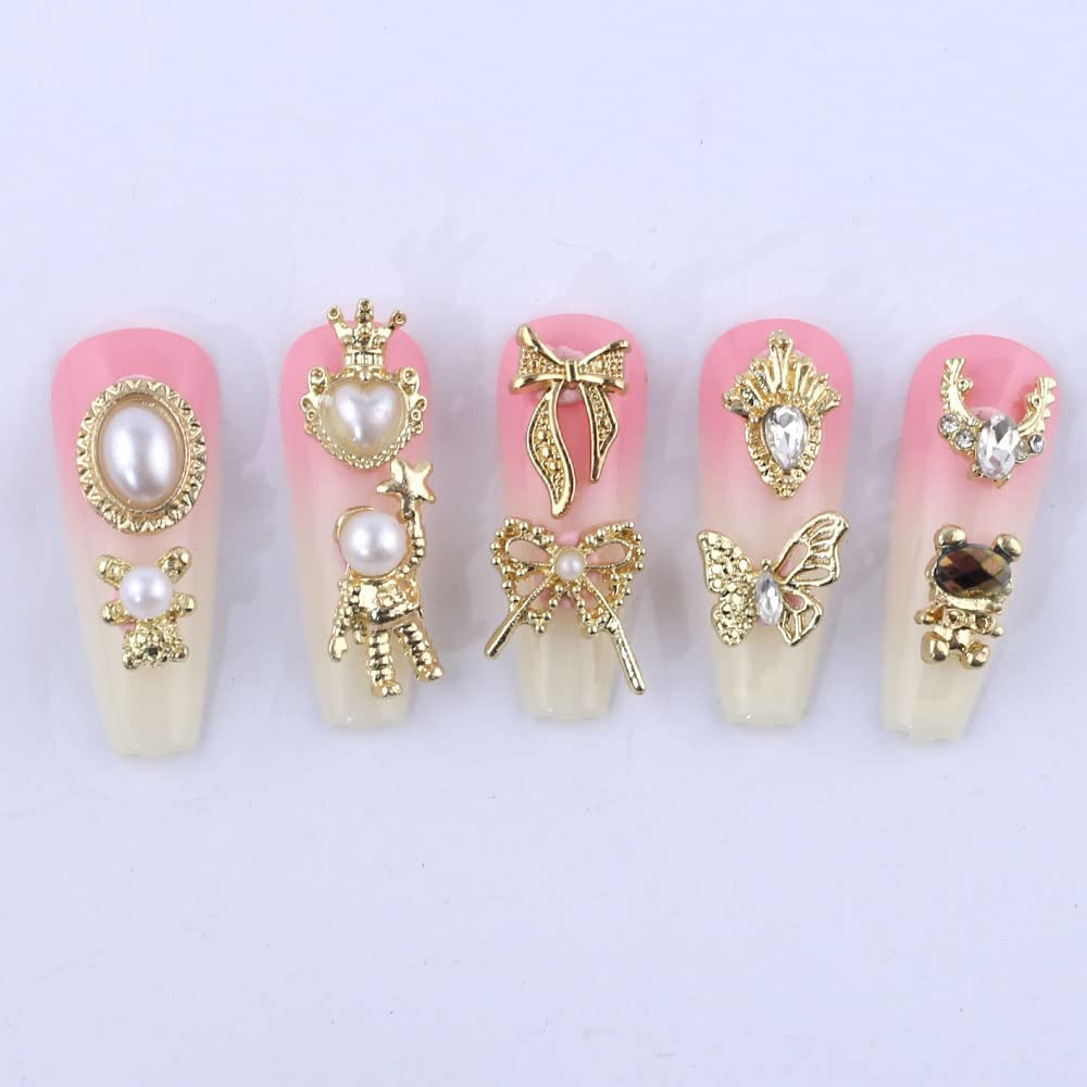 50 Stück Gold Nail Charms,Mix Styles Glitzersteine Nägel Perle Legierung Nagel Steine Blume Schmetterling Strasssteine Nägel Herz Stern Nagel Charms DIY Nail Art Zubehör Frauen Nägel Deko